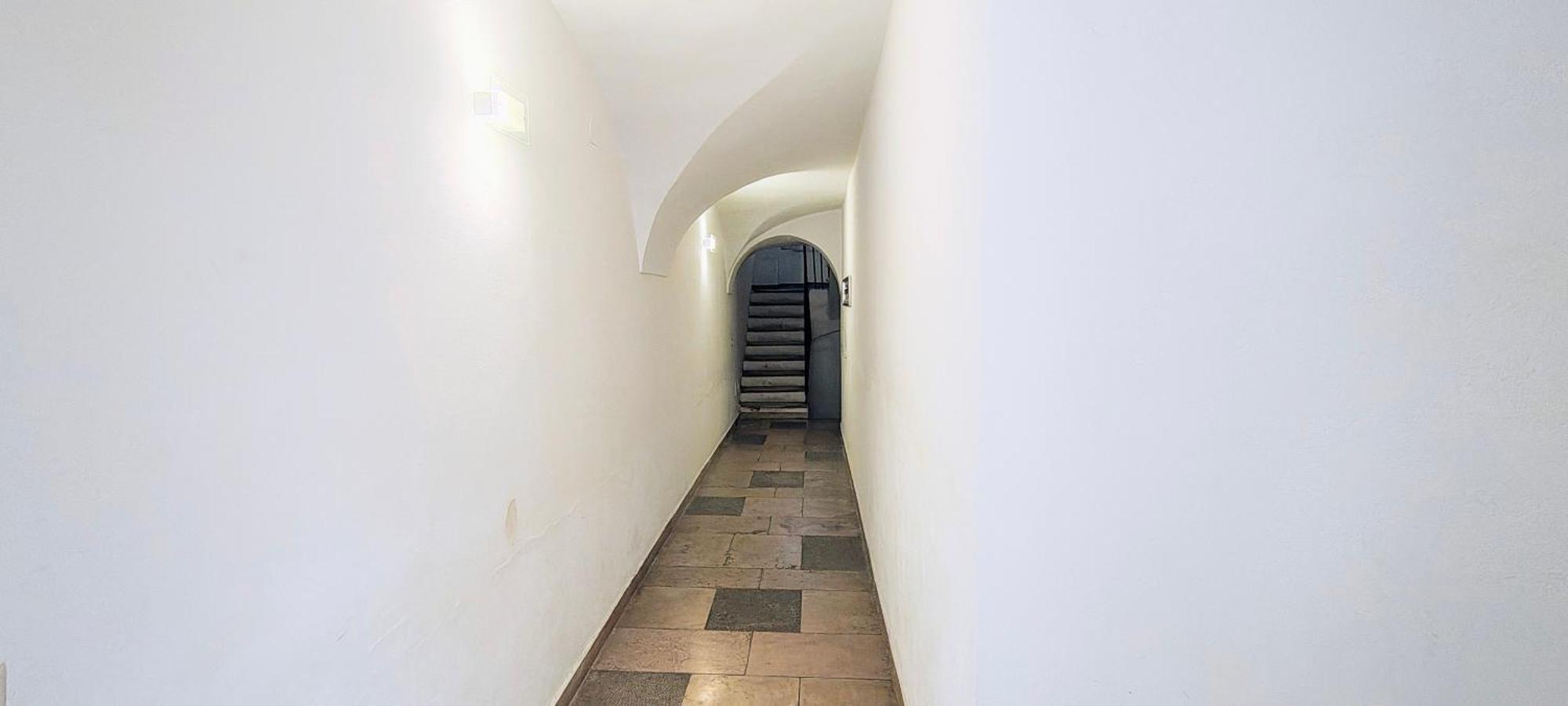 Central Suite Apartment Бари Экстерьер фото