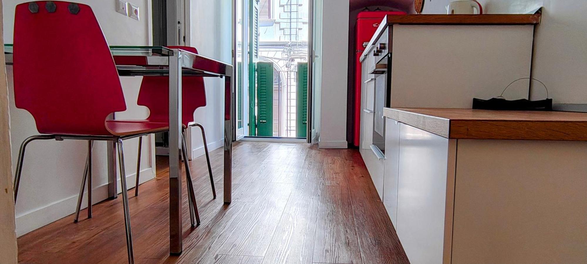 Central Suite Apartment Бари Экстерьер фото