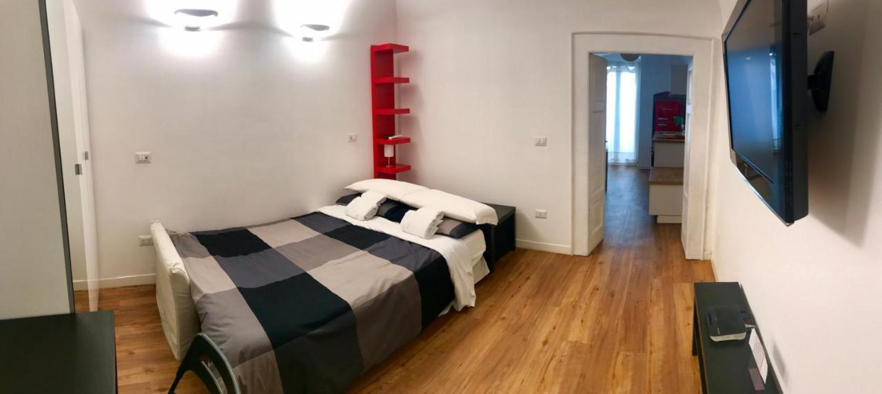 Central Suite Apartment Бари Экстерьер фото